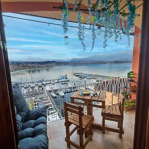  Appartamento Pura Vida Apartment, Facing Garda Italia