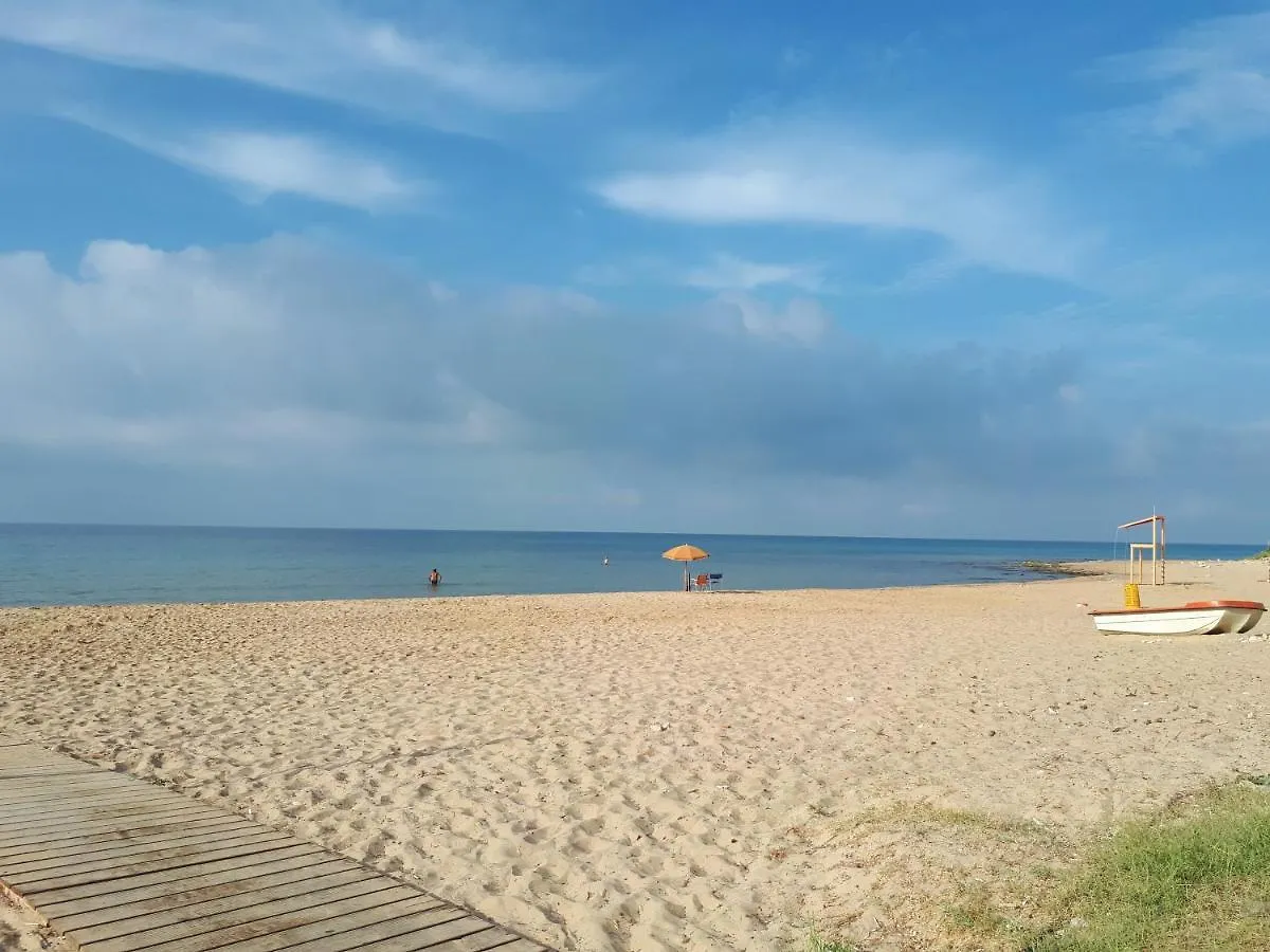 siciliacasevacanze - La Mancina Marina di Ragusa 0*,  Italia